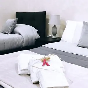 https://donna-lucia.hotels-amalfi.com